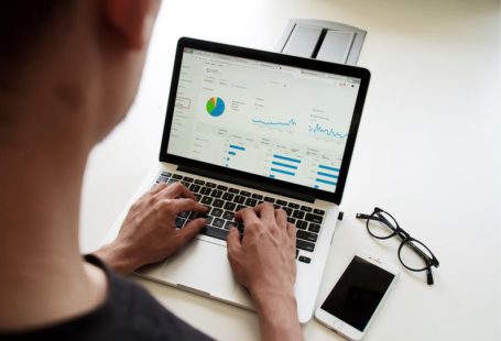 Performance Chart - person using MacBook Pro