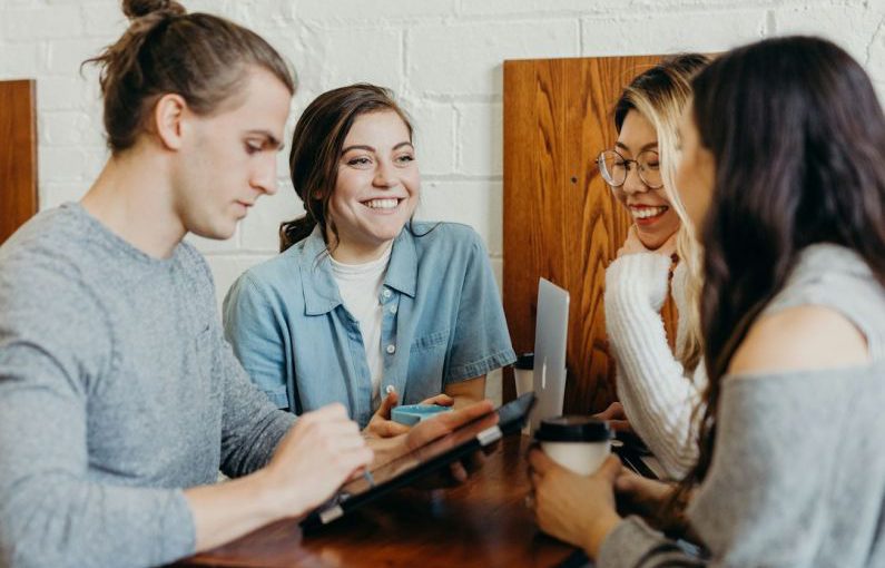 Employees Engagement - A group of friends at a coffee shop